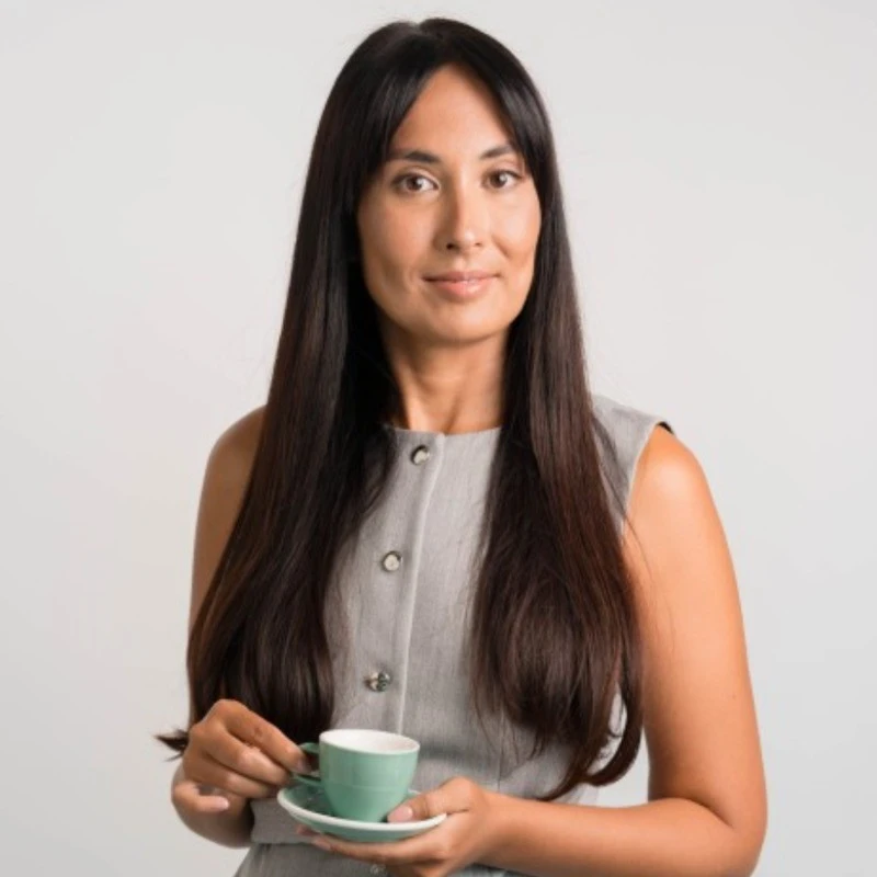 Elena Deb