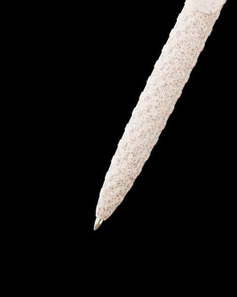 Wheat Straw Pen
