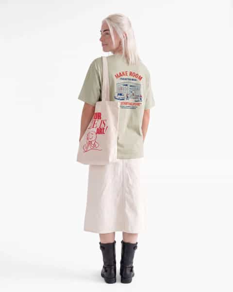 Lightweight Oversized T-Shirt