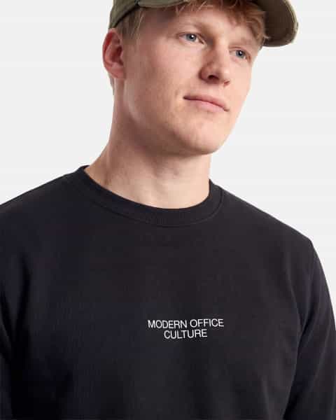 Classic Sweatshirt