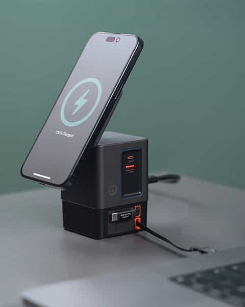 Urban Vitamin Sacramento 105W GaN Charger