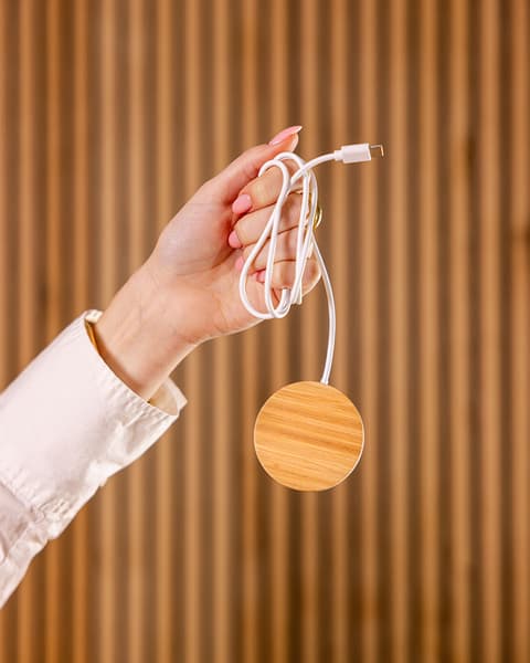 Bamboo Magnetic Charger
