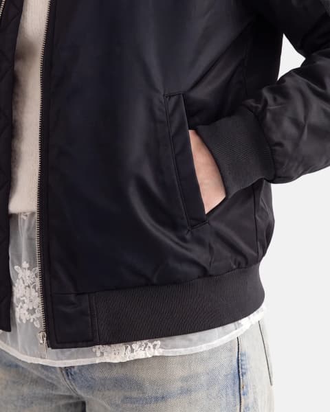 Premium Bomber