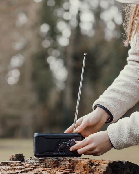 Nordic Drift Titan Multifunctional Radio · 4,000 mAh