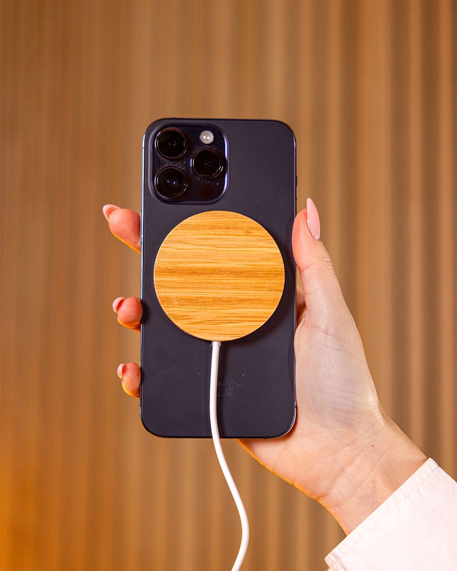 Bamboo Magnetic Charger