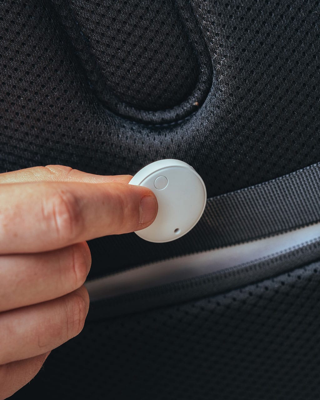 Tag Finder with Case for Apple & Google