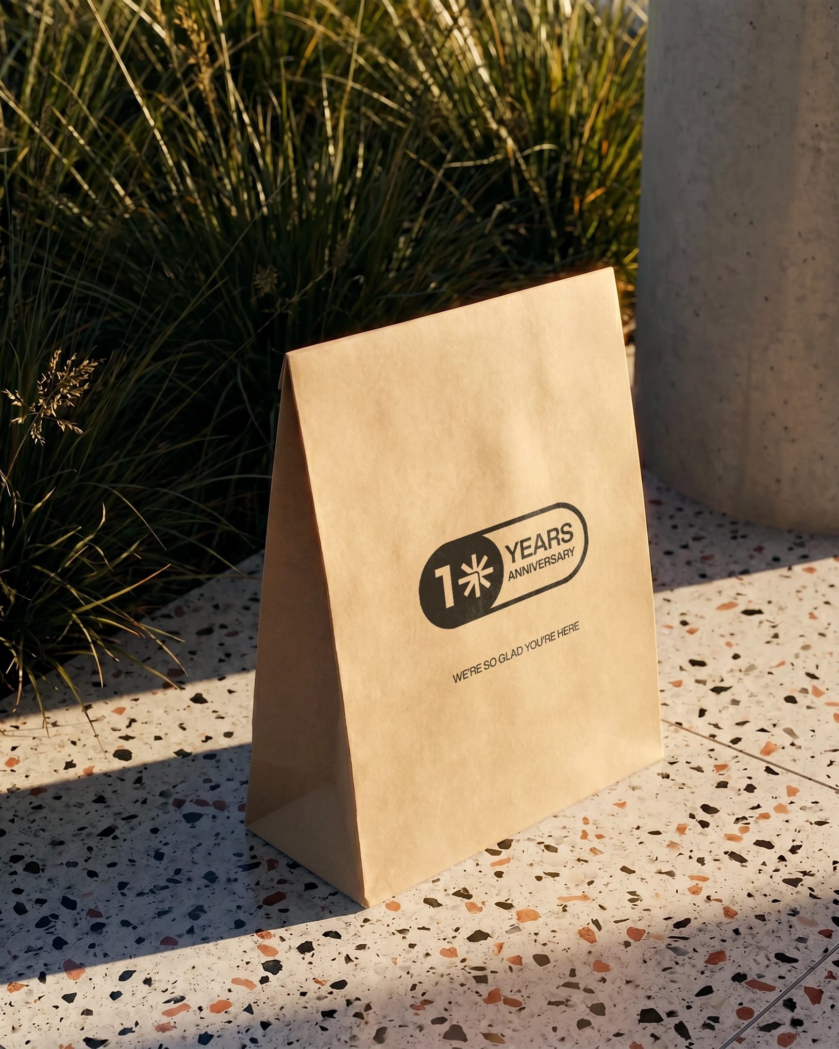 Stamped Kraft Mailer Bag