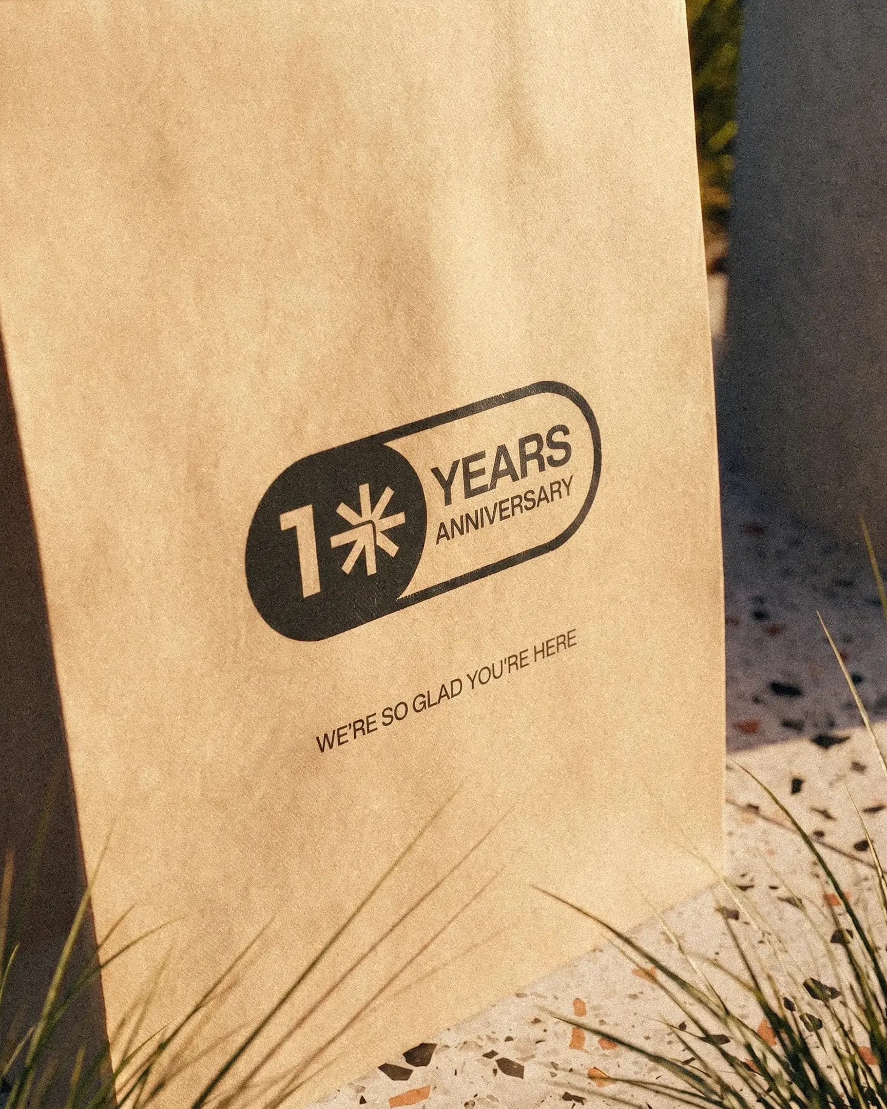 Stamped Kraft Mailer Bag