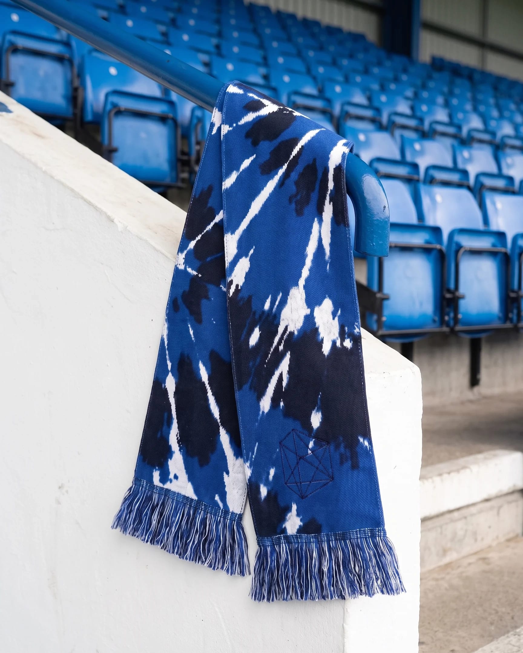 Fan Scarf